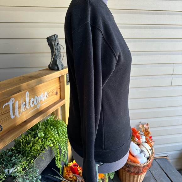 Brunette The Label “ Cherrs Babe “ black crew neck with gold glitter wording s/m - Picture 5 of 8